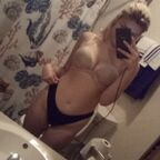 Mal Rose (@malrose77) Leaked OnlyFans 

 profile picture