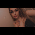 melanievans1 OnlyFans Leak 

 profile picture